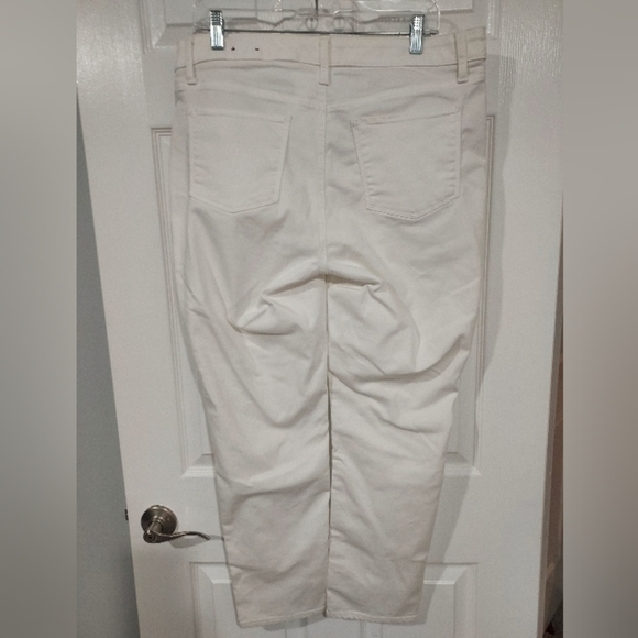 Talbots White Flawless Five-Pocket Slim Ankle Denim Jeans in Size 12 - Picture 5 of 13